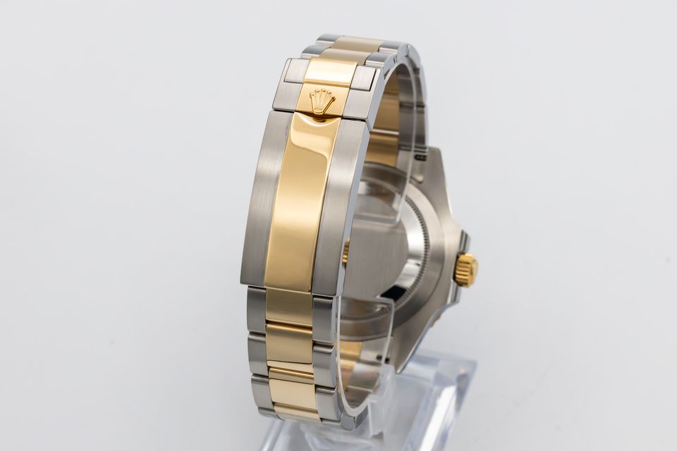 Rolex Submariner 126613 LB Image 3